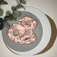 Maxi Satin Scrunchies